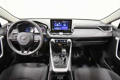 2019 Toyota RAV4, $24989. Photo 3