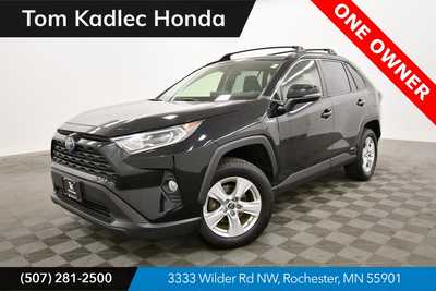 2019 Toyota RAV4, $24989. Photo 1