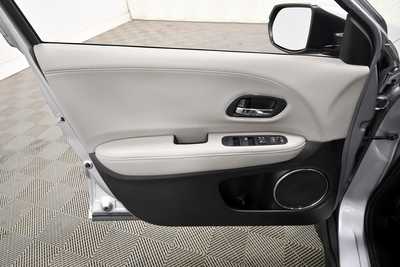 2019 Honda HR-V, $18953. Photo 10