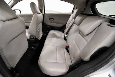 2019 Honda HR-V, $18953. Photo 12
