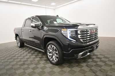 2024 GMC 1500 Crew Cab, $62579. Photo 10