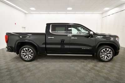 2024 GMC 1500 Crew Cab, $62579. Photo 9