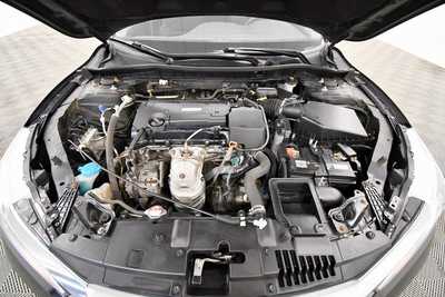 2017 Honda Accord, $14749. Photo 11