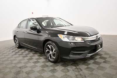 2017 Honda Accord, $14749. Photo 9