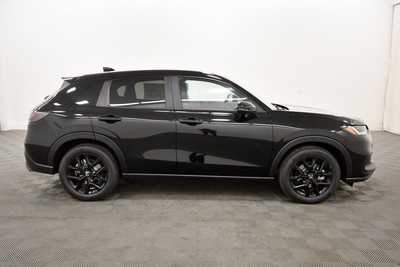 2025 Honda HR-V, $30395. Photo 8