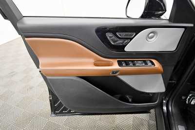 2023 Lincoln Aviator, $53679. Photo 12