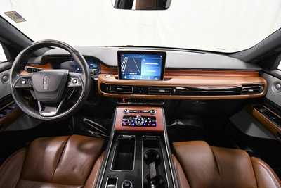 2023 Lincoln Aviator, $53679. Photo 3