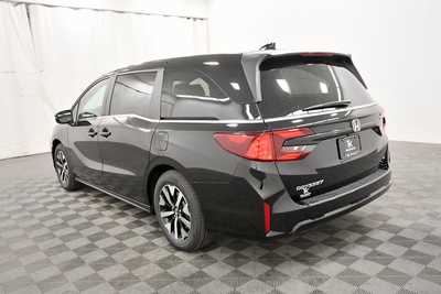 2025 Honda Odyssey, $44035. Photo 5