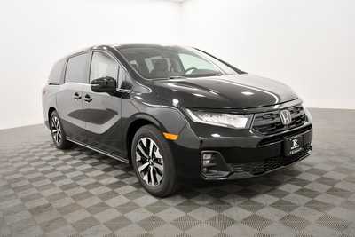 2025 Honda Odyssey, $44035. Photo 9