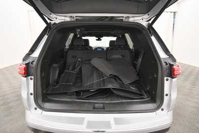 2022 Chevrolet Traverse, $36679. Photo 7