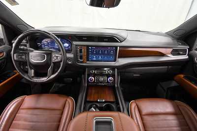 2023 GMC Yukon, $79999. Photo 3