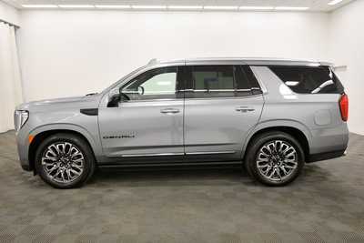 2023 GMC Yukon, $79999. Photo 4