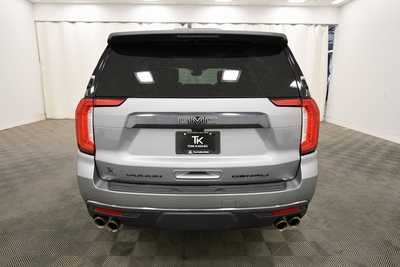 2023 GMC Yukon, $79999. Photo 6