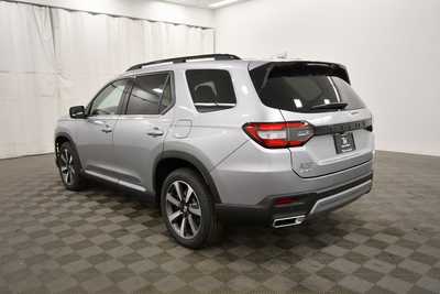 2025 Honda Pilot, $54530. Photo 5