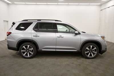 2025 Honda Pilot, $54530. Photo 8