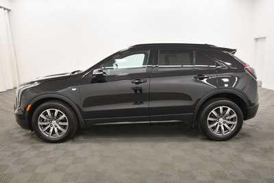 2023 Cadillac XT4, $33999. Photo 4