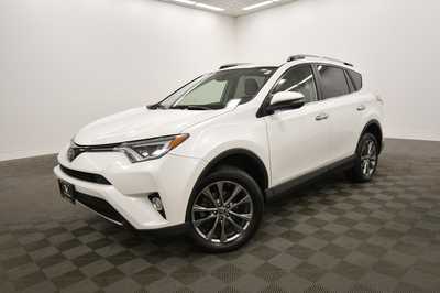 2018 Toyota RAV4, $25579. Photo 2