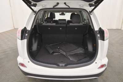 2018 Toyota RAV4, $25579. Photo 7