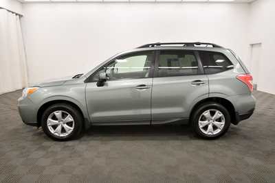 2014 Subaru Forester, $13679. Photo 4