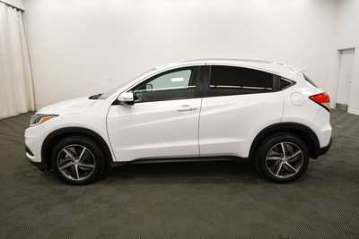 2021 Honda HR-V, $21999. Photo 4
