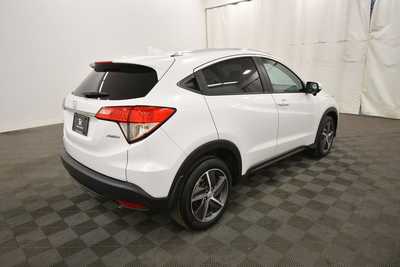 2021 Honda HR-V, $21999. Photo 8