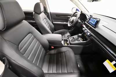 2025 Honda CR-V, $37895. Photo 12
