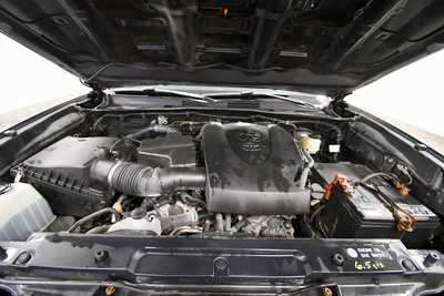 2017 Toyota Tacoma, $26057. Photo 12