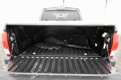 2017 Toyota Tacoma, $26057. Photo 7