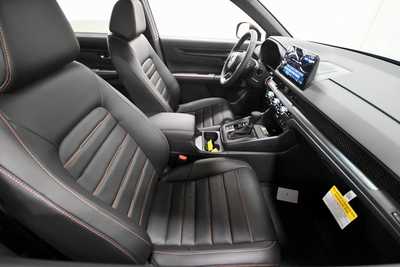 2025 Honda CR-V, $40545. Photo 12