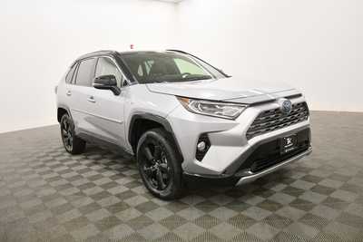 2019 Toyota RAV4, $29679. Photo 10