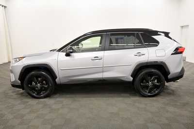 2019 Toyota RAV4, $29679. Photo 4