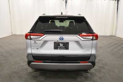 2019 Toyota RAV4, $29679. Photo 6