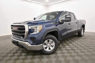 2020 GMC 1500 Crew Cab, $30189. Photo 2
