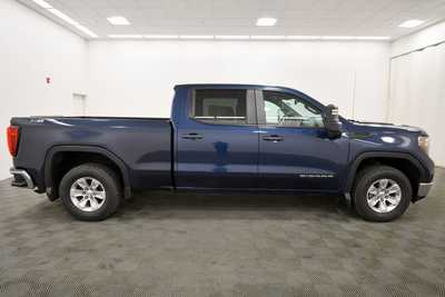 2020 GMC 1500 Crew Cab, $30189. Photo 9