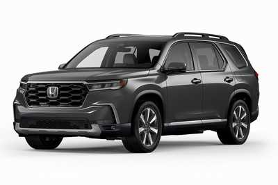 2025 Honda Pilot, $54530. Photo 2