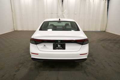 2025 Honda Accord, $31015. Photo 6