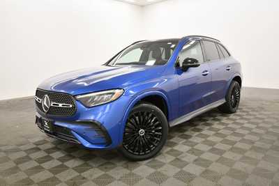 2023 Mercedes-Benz GLC-Class, $37999. Photo 2