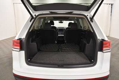 2021 Volkswagen Atlas, $26513. Photo 7