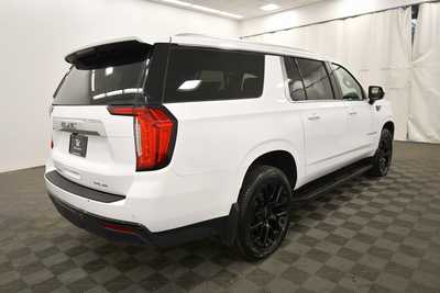 2022 GMC Yukon XL, $47980. Photo 8