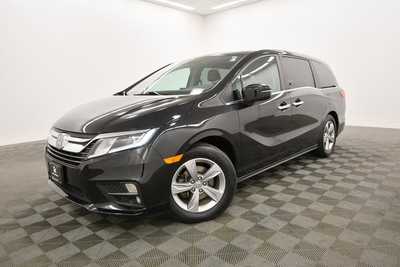 2018 Honda Odyssey, $21155. Photo 2