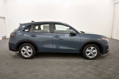 2025 Honda HR-V, $28750. Photo 8