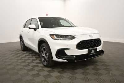 2025 Honda HR-V, $32850. Photo 9