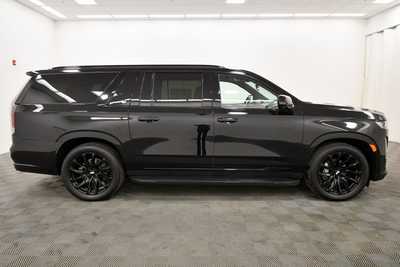 2023 Cadillac Escalade ESV, $84370. Photo 9