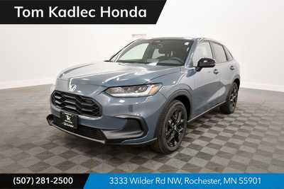 2025 Honda HR-V, $30850. Photo 1
