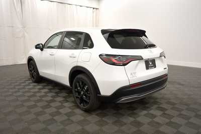 2025 Honda HR-V, $30850. Photo 5