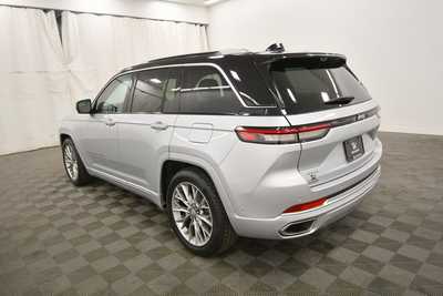 2022 Jeep Grand Cherokee, $40299. Photo 5