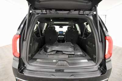 2023 GMC Yukon XL, $61399. Photo 7