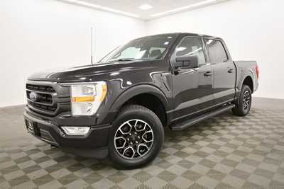 2022 Ford F150 Crew Cab, $35999. Photo 2
