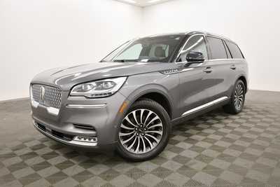 2022 Lincoln Aviator, $44999. Photo 2