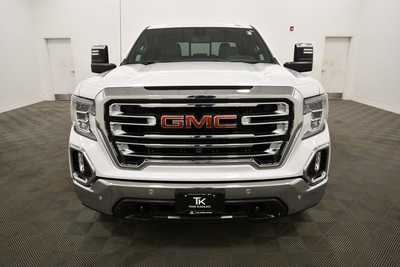 2022 GMC 1500 Crew Cab, $43499. Photo 11
